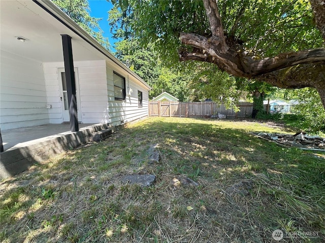 425 Henry St, Shelton, WA 98584 - view of yard
