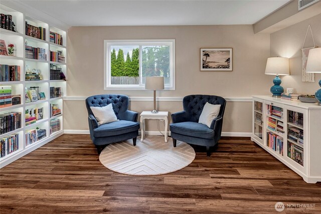 13303 53rd Ave SE, Everett, WA 98208 - living area featuring dark wood-style floors and baseboards