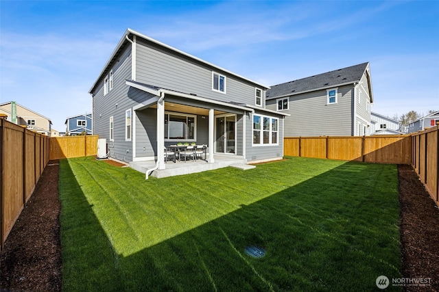 13920 181st St E Unit 64, Puyallup, WA 98374 - back of property with a patio area
