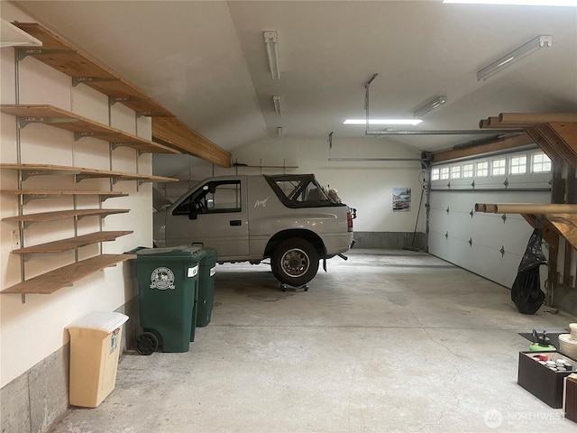 528 Chinook Way, Friday Harbor, WA 98250 - view of garage
