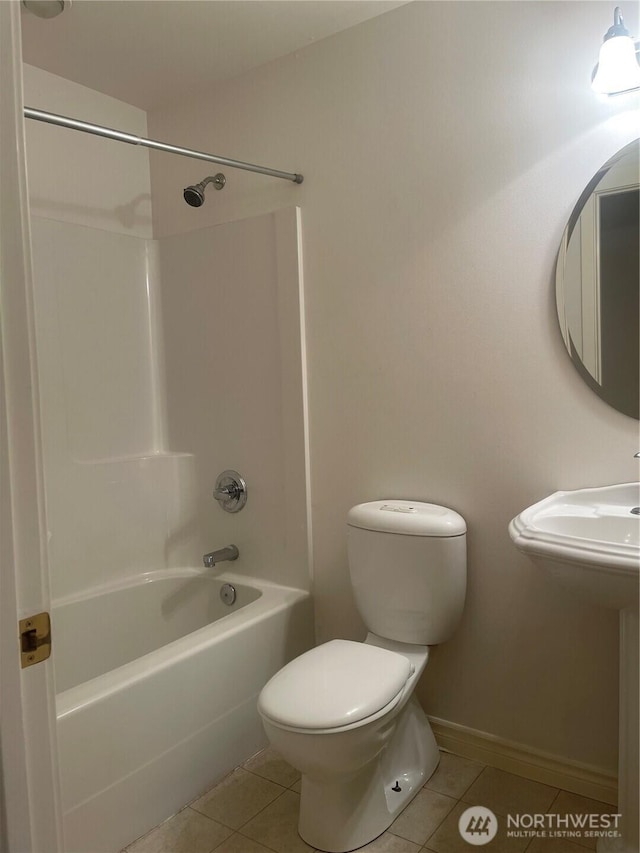 528 Chinook Way, Friday Harbor, WA 98250 - full bath with tile patterned flooring and shower / bathtub combination