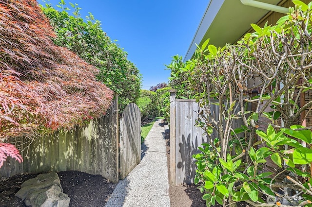 7924 S 112th St, Seattle, WA 98178 - view of property exterior