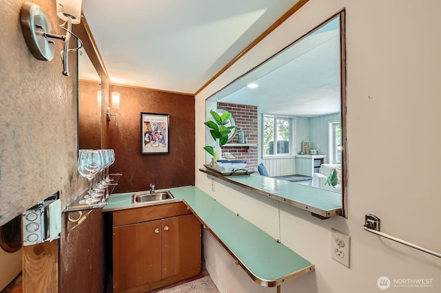 7924 S 112th St, Seattle, WA 98178 - bathroom with a sink