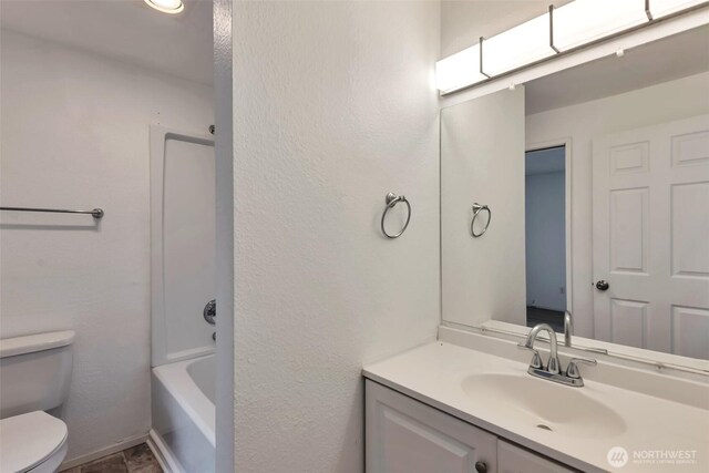 1702 C St SE, Auburn, WA 98002 - full bath featuring toilet and vanity