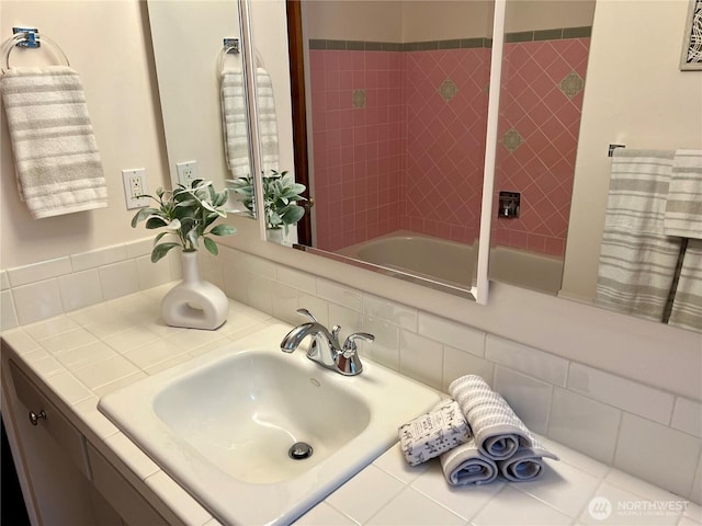 20010 3rd Ave NW, Shoreline, WA 98177 - full bathroom with vanity and  shower combination