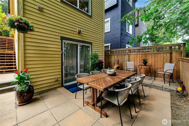 444 26th Ave E, Seattle, WA 98112 - view of patio with outdoor dining space