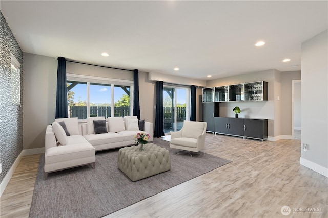 20325 90th Pl S, Kent, WA 98031 - living area with light wood-style floors, recessed lighting, and baseboards
