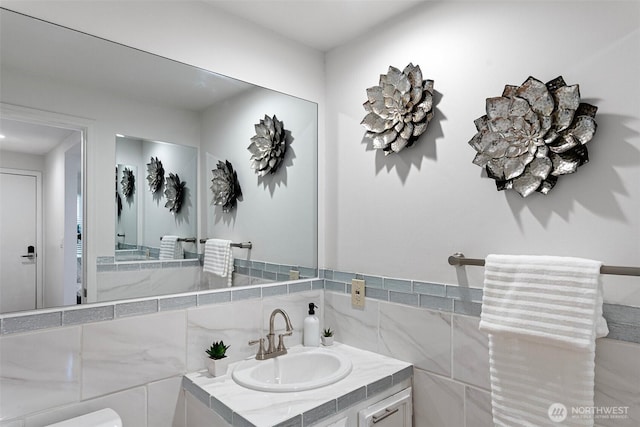 14600 SE 176th St Unit H11, Renton, WA 98058 - bathroom featuring vanity and toilet