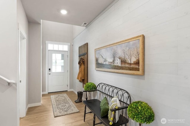 3905 98th Avenue Ct E Unit 33, Edgewood, WA 98371 - foyer with light wood finished floors and baseboards
