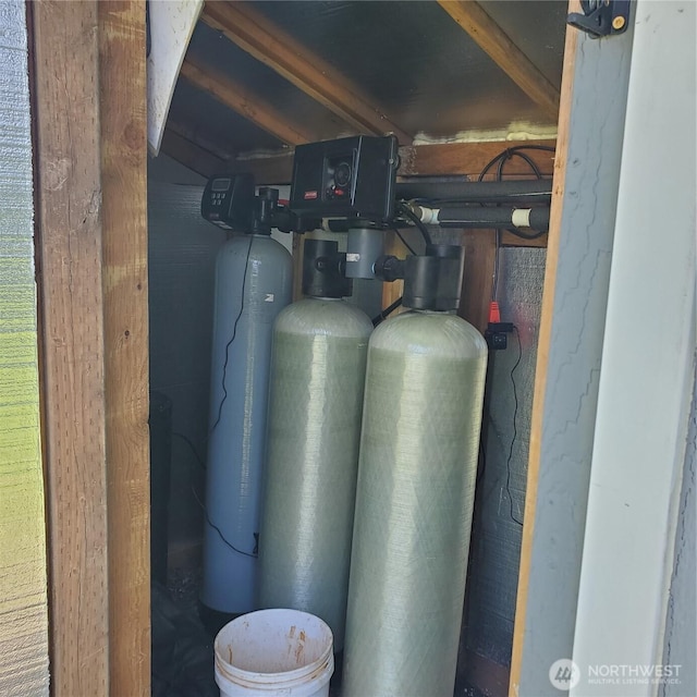 14518 Kapowsin Hwy E, Graham, WA 98338 - view of utility room