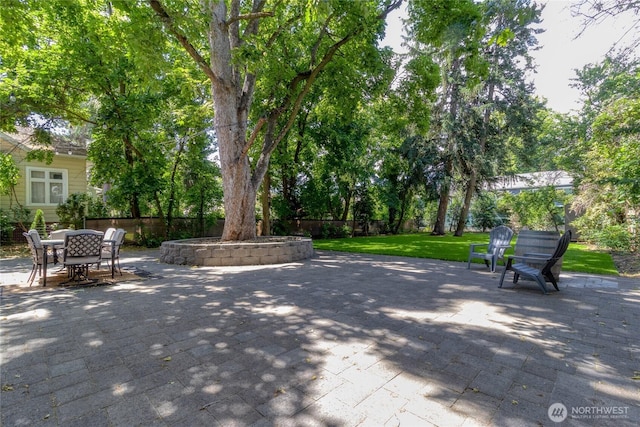366 S Palouse St, Walla Walla, WA 99362 - view of community featuring a patio area and outdoor dining area