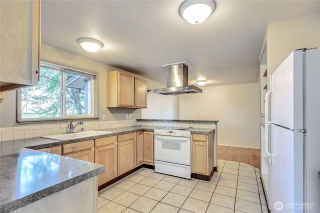 26437 Circle Dr NW, Poulsbo, WA 98370 - photo 22