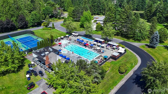5004 Bridlepath Dr NW, Gig Harbor, WA 98332 - aerial view of a pool