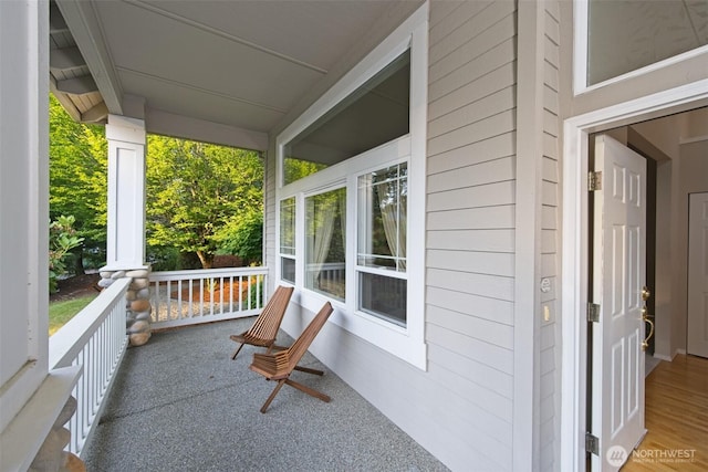 7321 Ashridge Ave SW, Port Orchard, WA 98367 - view of covered porch
