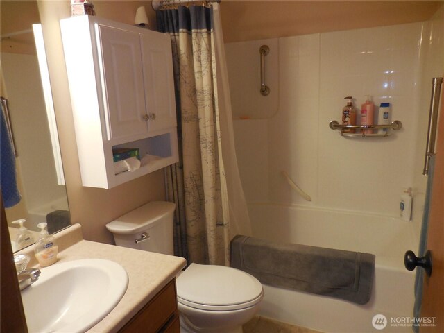 4558 SE Bakken Ct, Port Orchard, WA 98366 - bathroom featuring vanity, toilet, and shower / bath combination with curtain