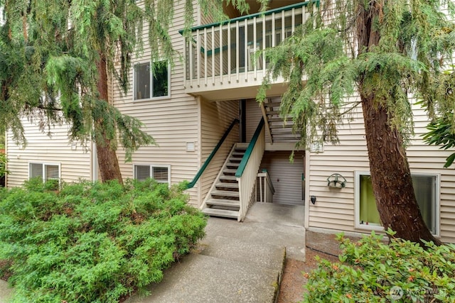 14251 73rd Ave NE Unit A101, Kirkland, WA 98034 - view of property featuring stairway