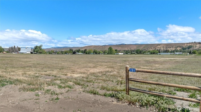 701 Thorp Landing Ln, Thorp, WA 98946