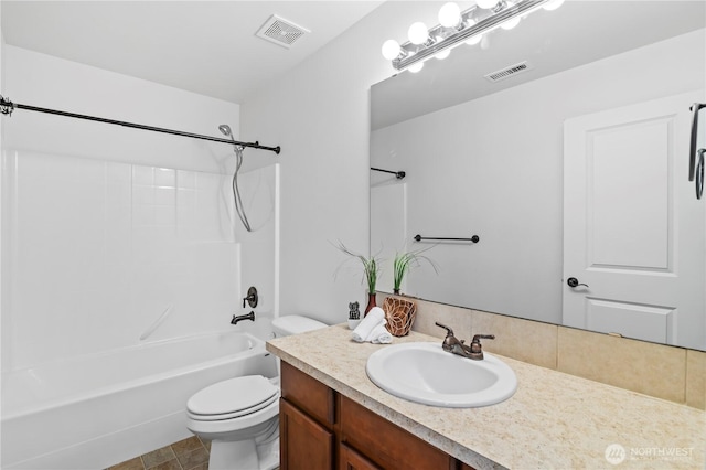 8305 172nd Pl NE, Arlington, WA 98223 - full bathroom with toilet, vanity, and bathtub / shower combination