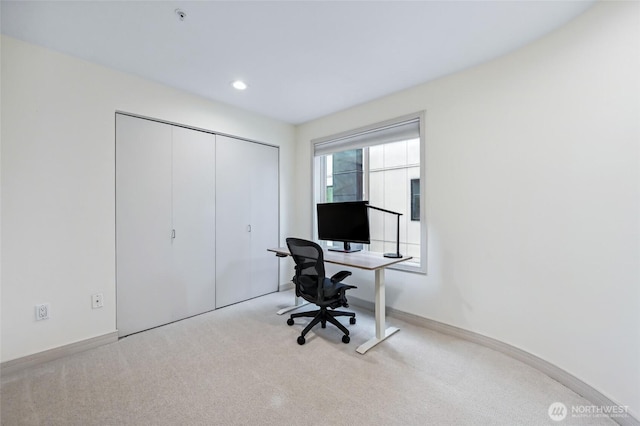 601 W Mercer Pl Unit 201, Seattle, WA 98119 - carpeted office with recessed lighting and baseboards