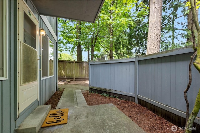 7520 208th St SW Unit A104, Edmonds, WA 98026 - fenced backyard with a patio