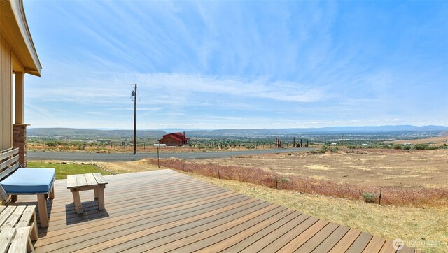 411 Terrett Way, Yakima, WA 98901 - wooden deck with a mountain view