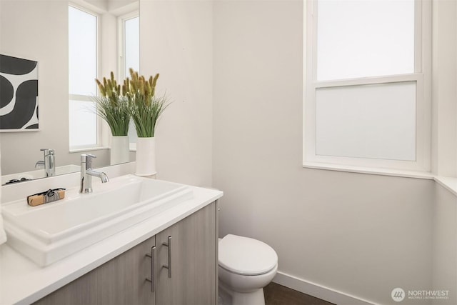 2012 14th Ave S, Seattle, WA 98144 - bathroom with vanity and toilet