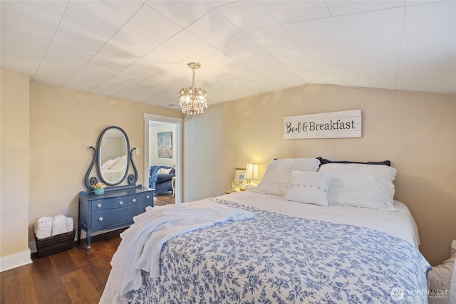1007 N Ferdinand St, Tacoma, WA 98406 - bedroom with wood finished floors, a chandelier, lofted ceiling, and baseboards