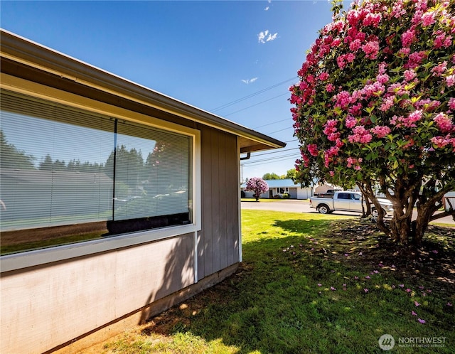 919 Harding Rd, Elma, WA 98541 - view of home's exterior featuring a yard