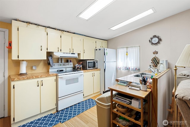 531 N Mountain View Dr, Hoodsport, WA 98548 - photo 16