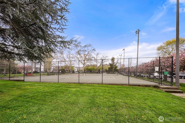 2360 43rd Ave E Unit 213, Seattle, WA 98112 - view of tennis court