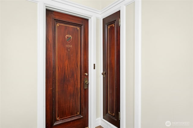 100 W Highland Dr Unit 404, Seattle, WA 98119 - view of doorway to property