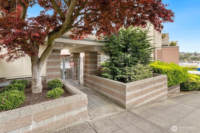 3900 2nd Ave NE Unit 204, Seattle, WA 98105 - view of building exterior