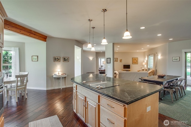 10552 Ski Hill Dr, Leavenworth, WA 98826 - kitchen with dark wood-type flooring, light brown cabinets, a center island, recessed lighting, and baseboards