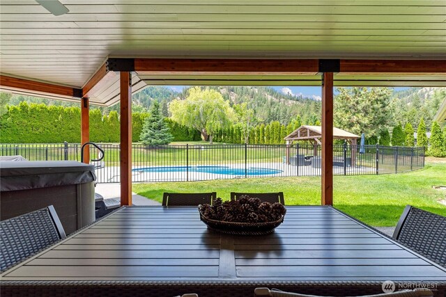 10552 Ski Hill Dr, Leavenworth, WA 98826 - view of patio with outdoor dining area