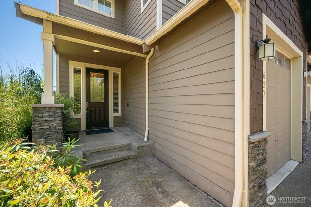 627 68th Ave E, Tacoma, WA 98424 - entrance to property with a garage