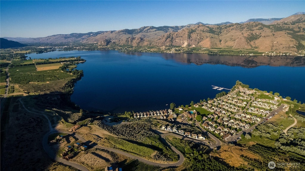 299 Eastlake Rd, Resort Oroville, WA 98844