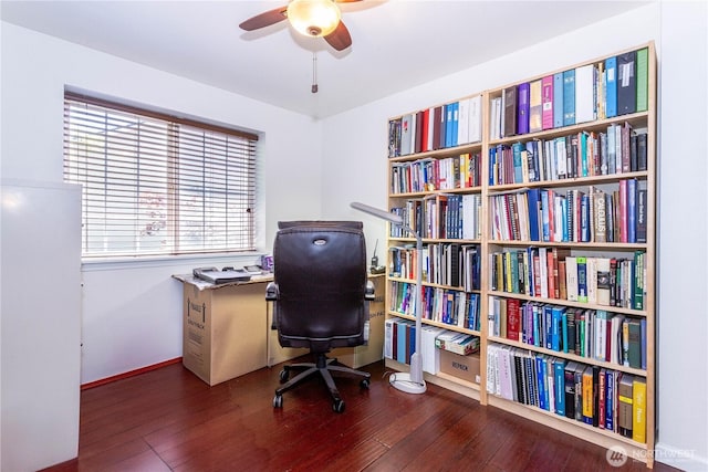 37326 19th Pl S, Federal Way, WA 98003 - office space featuring a ceiling fan, wood finished floors, and baseboards