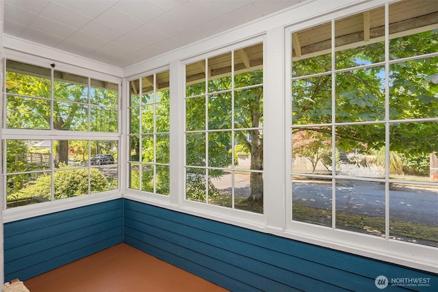 4819 S Lucile St, Seattle, WA 98118 - view of unfurnished sunroom