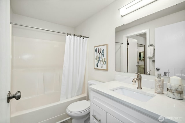 12721 NE 116th St Unit F102, Kirkland, WA 98034 - bathroom with toilet, vanity, and shower / bathtub combination with curtain