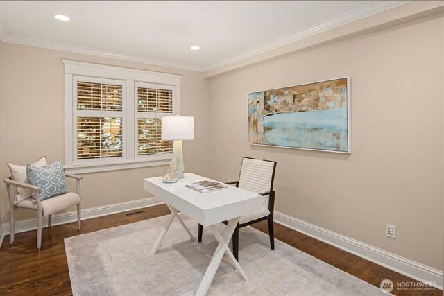 1325 Broadmoor Dr E, Seattle, WA 98112 - home office featuring crown molding, baseboards, wood finished floors, and recessed lighting