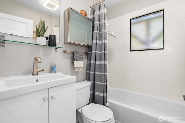 4742 22nd Ave SW, Seattle, WA 98106 - bathroom featuring toilet, shower / bath combo, and vanity