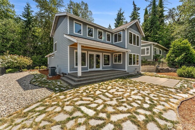 931 Oyster Bay Ct, Bremerton, WA 98312 - back of house with french doors