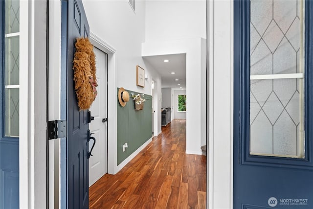 1906 Lion Pl, Wenatchee, WA 98801 - entrance foyer with dark wood-type flooring, baseboards, and recessed lighting