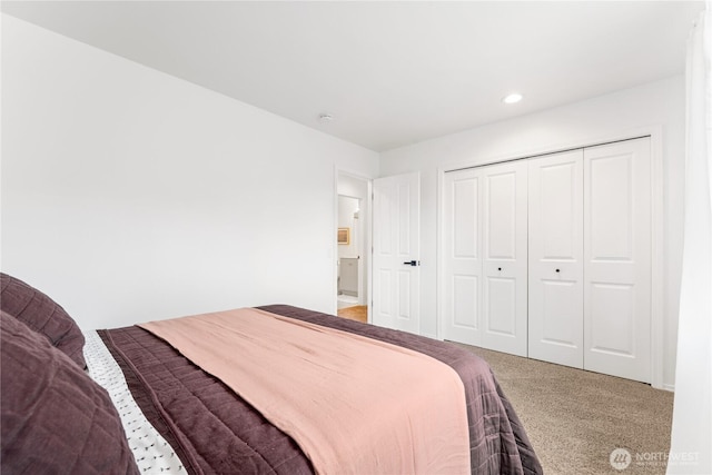 1906 Lion Pl, Wenatchee, WA 98801 - bedroom featuring carpet flooring, recessed lighting, and a closet