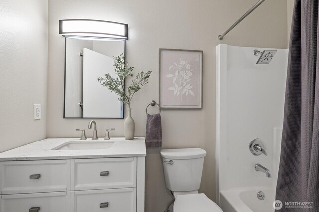5110 NW Sammamish Rd, Issaquah, WA 98027 - bathroom with vanity, shower / tub combo, and toilet