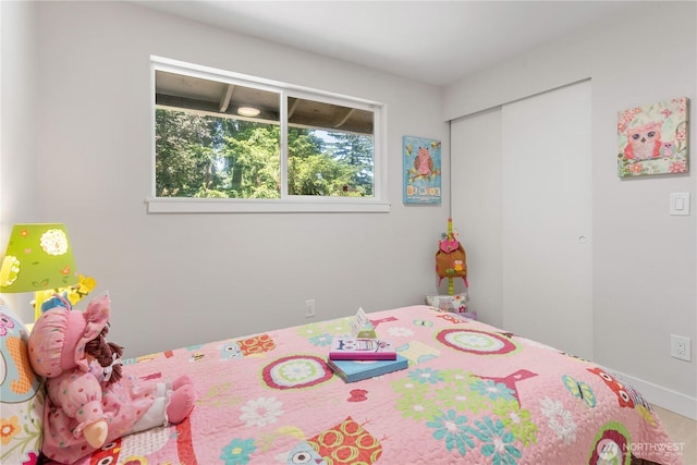 4426 NE 17th St, Renton, WA 98059 - bedroom featuring a closet and baseboards