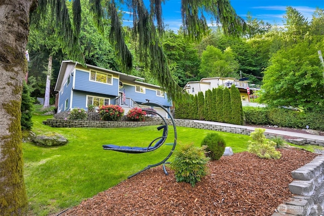 649 Summit Pl, Sedro Woolley, WA 98284 - view of front of home with a front yard