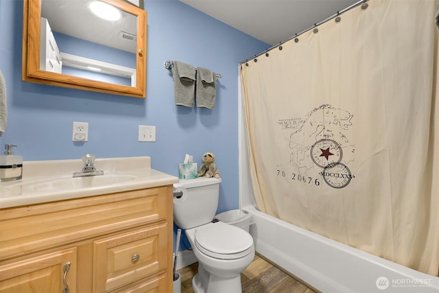 649 Summit Pl, Sedro Woolley, WA 98284 - bathroom with toilet, vanity, shower / tub combo with curtain, and wood finished floors