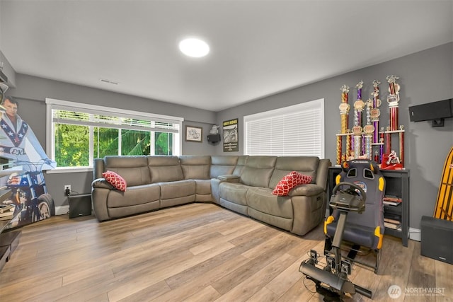 649 Summit Pl, Sedro Woolley, WA 98284 - living area with wood finished floors
