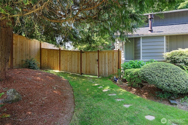 2711 Grampin Ct SE, Olympia, WA 98501 - view of yard